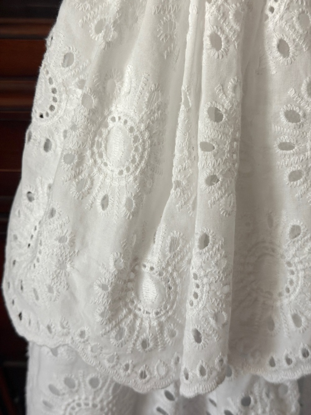 White Eyelet Girls Dress NWT’s - Picture 12 of 14